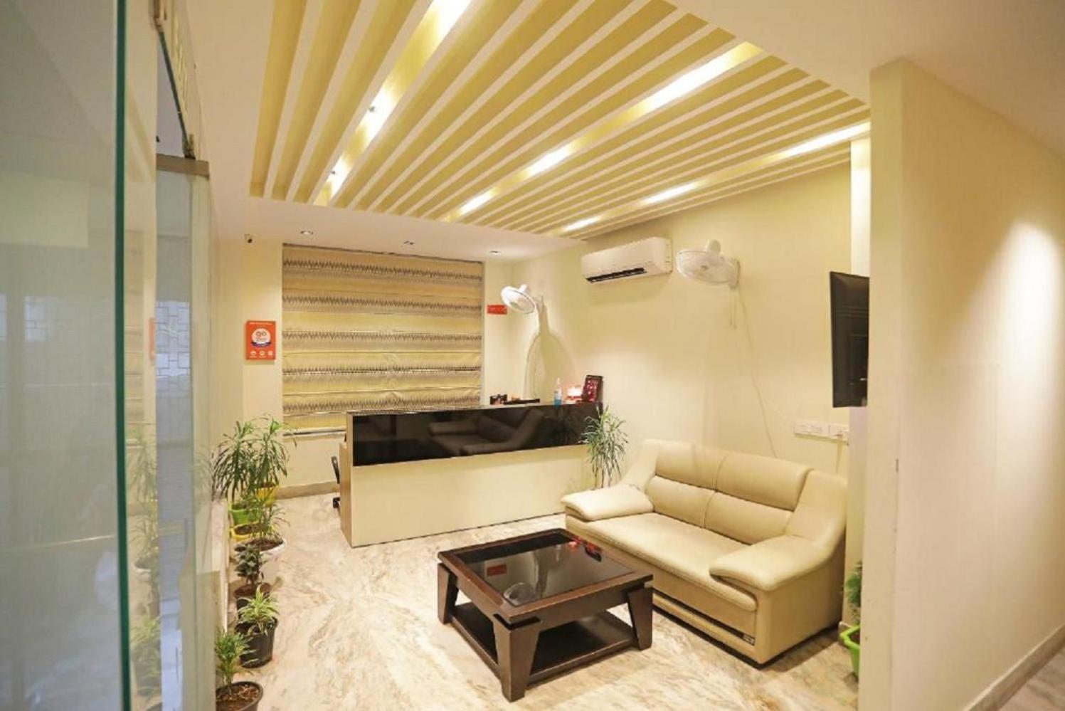 Hotel Royal Paradise By Kdson New Delhi Luaran gambar